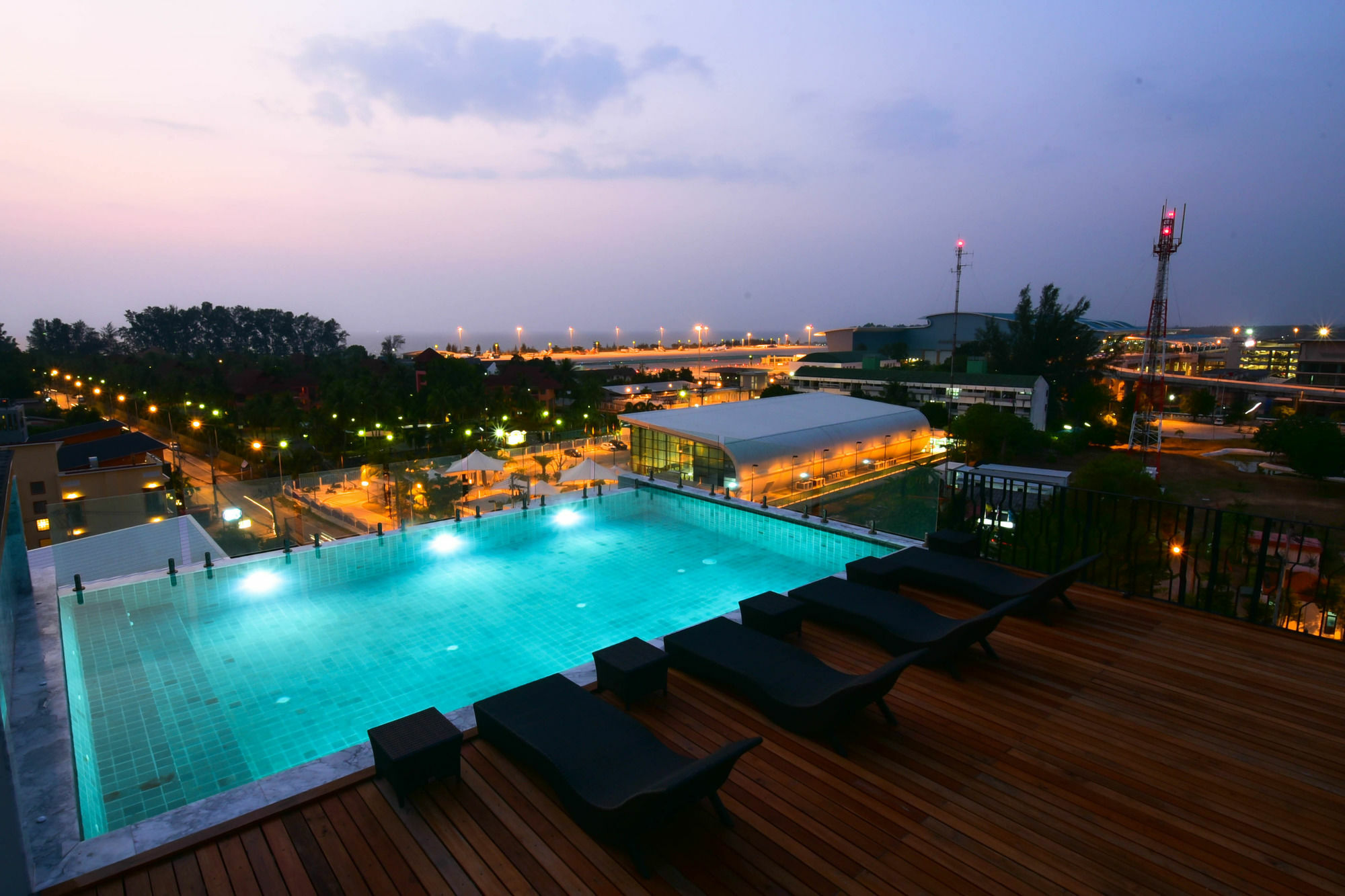 The Sixteenth Naiyang Beach Hotel Sha Plus Nai Yang Beach Extérieur photo